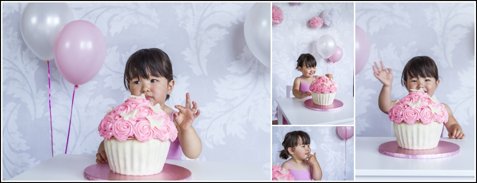 cake smash voor verjaardagsuitnodiging
