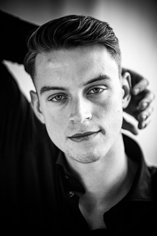 linked-inn portret van een jongeman