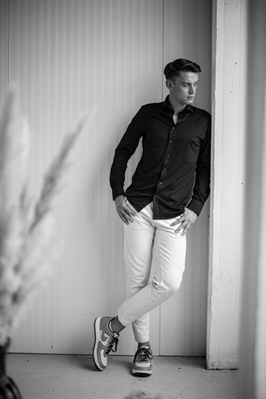 linked-inn portret van een jongeman